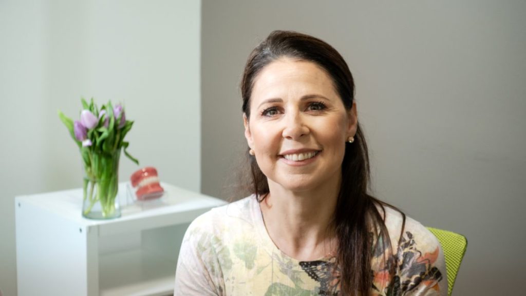 4 Reasons To Get Adult Braces